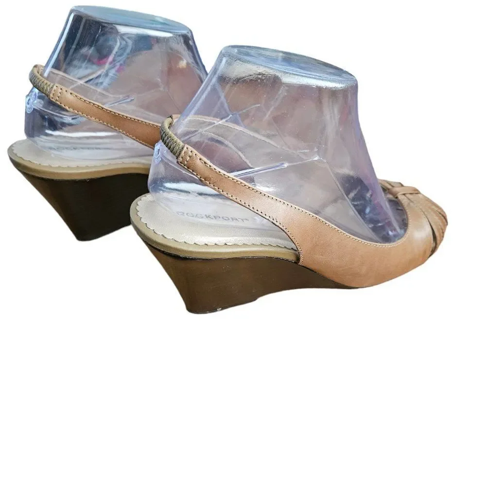 - ROCKPORTS 7 1/2  LEATHER VGC TAN